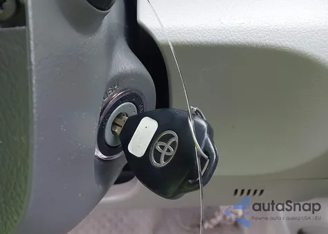 2011 Toyota Camry Le z USA, uszkodzony, nr VIN 4T1BF3EK7BU598405